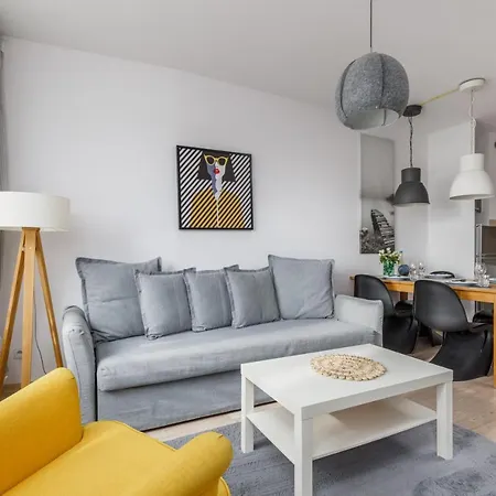 At The Port - Navigator - Portowa By Renters Apartment